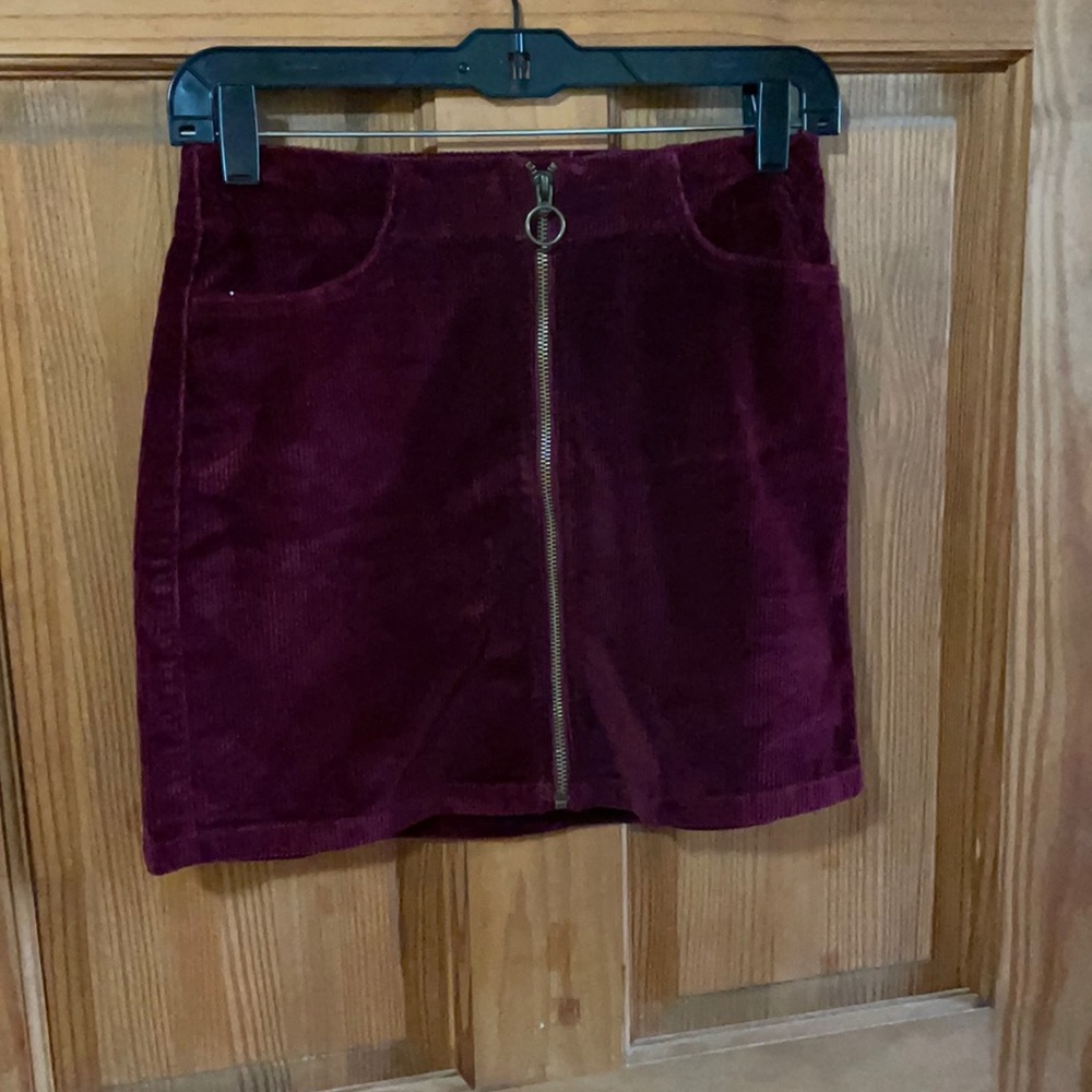 maroon skirt